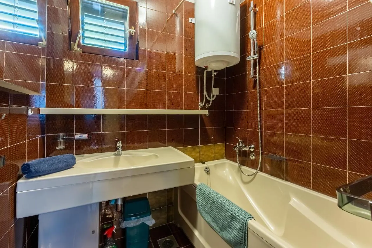 Apartment Kompes Dramalj 0*,
