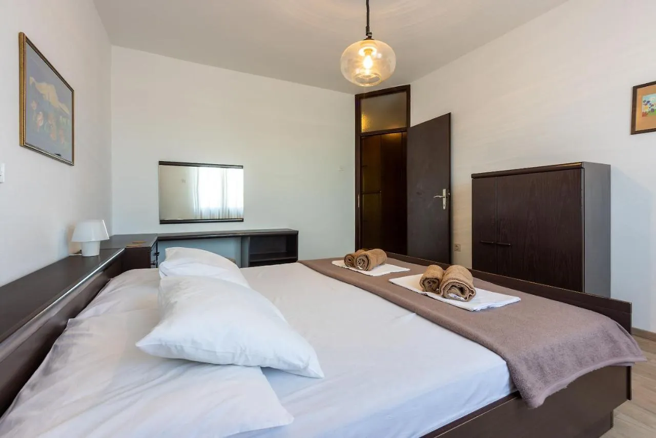 Apartment Kompes Dramalj